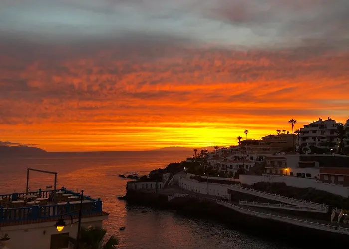 Olivia Sunset Blanco * Puerto de Santiago (Tenerife)