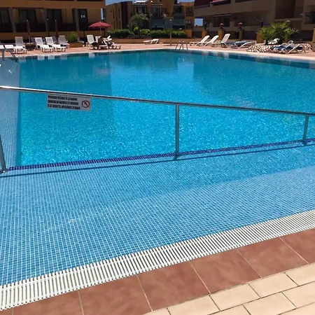 Olivia Sunset Blanco アパート *