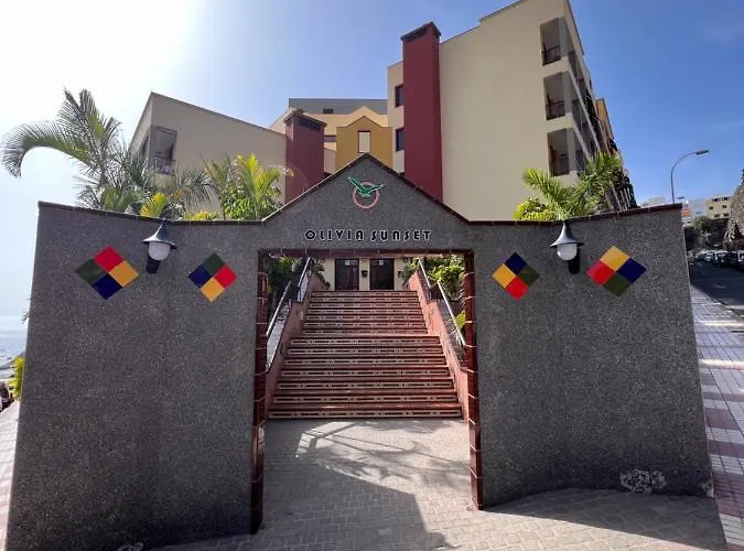 Olivia Sunset Blanco 아파트 *