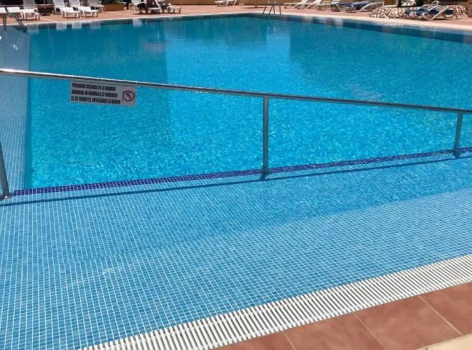 Olivia Sunset Blanco 아파트 *